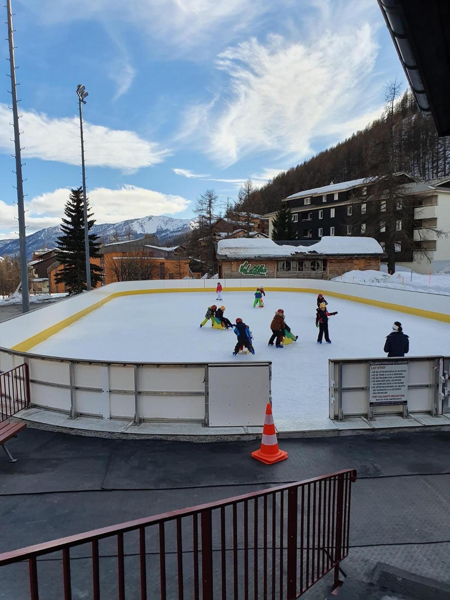 Studio Chaleureux A La Foux D'拉富 外观 照片