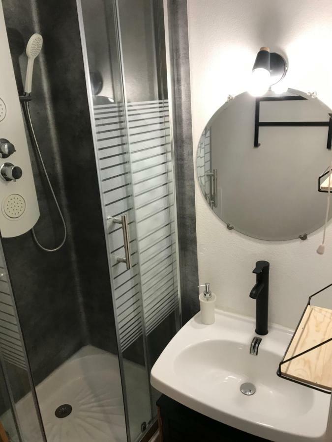 Studio Chaleureux A La Foux D'拉富 外观 照片