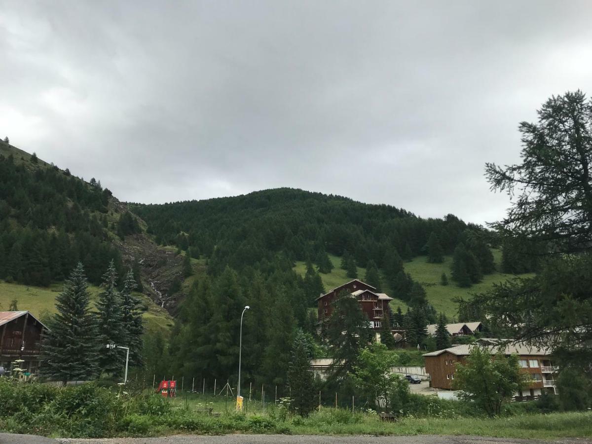 Studio Chaleureux A La Foux D'拉富 外观 照片
